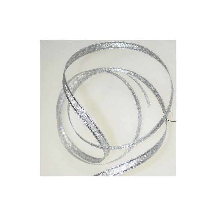 Pael metallik hõbedane