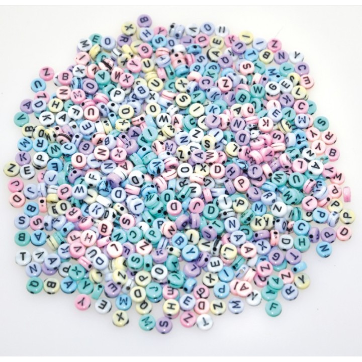 pärlid tähed pastelsed 750 tk.