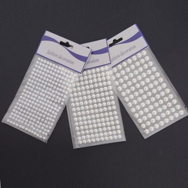 Poolpärlid kleebisega valge 8mm Poolpärlid kleebisega valge 8mm