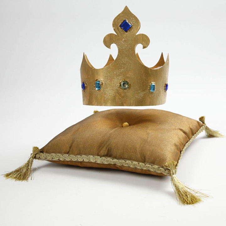 kartongist kroonid 5 tk.